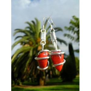 "Nudo" earrings with natural stones 