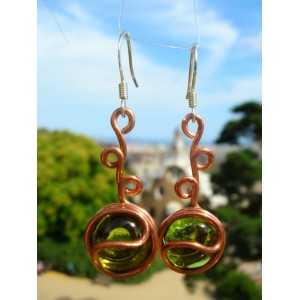 "Lière" copper earrings with glass beads