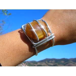Gros bracelet avec galet de pierre naturelle