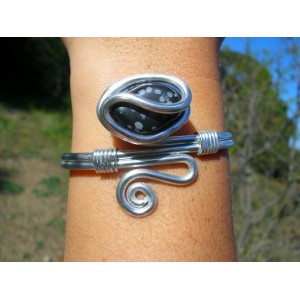 Bracelet "zig" avec pierres naturelles