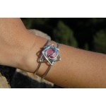 Small star bracelet with colored glass cabochon