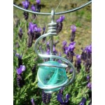 Grand pendentif "Esse" avec verre coloré