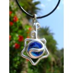 Petit pendentif "estrella fugaz" bleu foncé