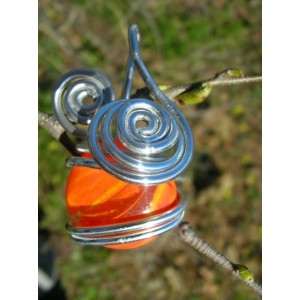 Pendentif "cerise" avec verre coloré