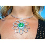 Pendentif "girasol" en vert foncé translucide