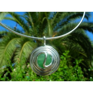 Pendentif "mère" avec pierres naturelles