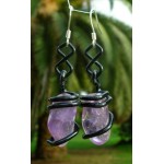 "Infinito" earrings with colored wire and natural stones