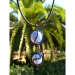 Pendentif  "doucle-carrés" black is black bleu foncé nacré