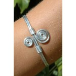 Pound armband with 2 spirales