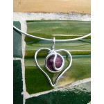 Petit pendentif "coeur" avec verre coloré