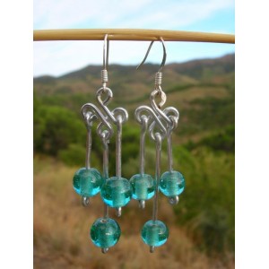 "Trebol" earrings with Indian glass beads