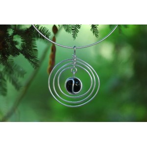 Planeta pendent with colored glass