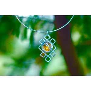 Pendentif "Hanoï" avec verre coloré 