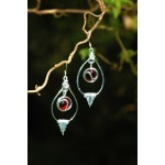 Boucles d'oreilles "Iroquoise" avec cabochons rouges