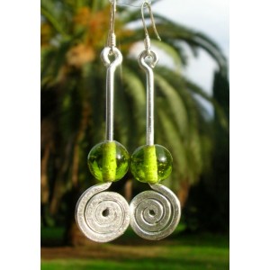 "Spirales" pound earrings with glass beads