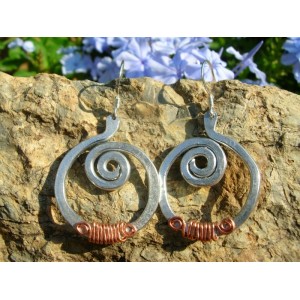 Boucles d'oreilles martelées "aztèques"