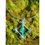 "Celtic diamond" pendant with Indian glass beads